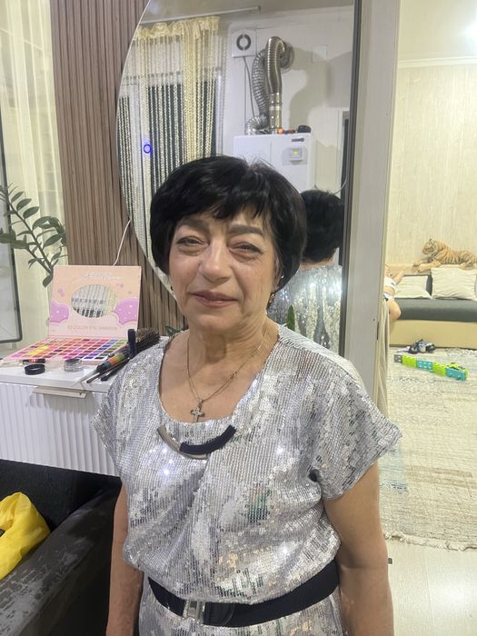 Предлагаю маникюр с гелевым покрытием .