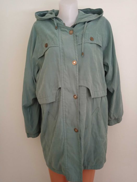 Дамско есенно, преходно яке