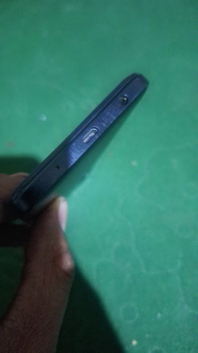 Redmi A2 holati yaxshi