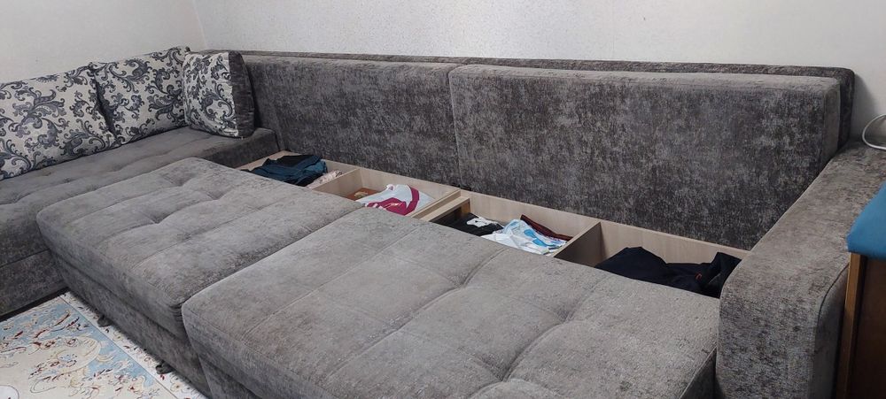 Диван в хорошем состоянии