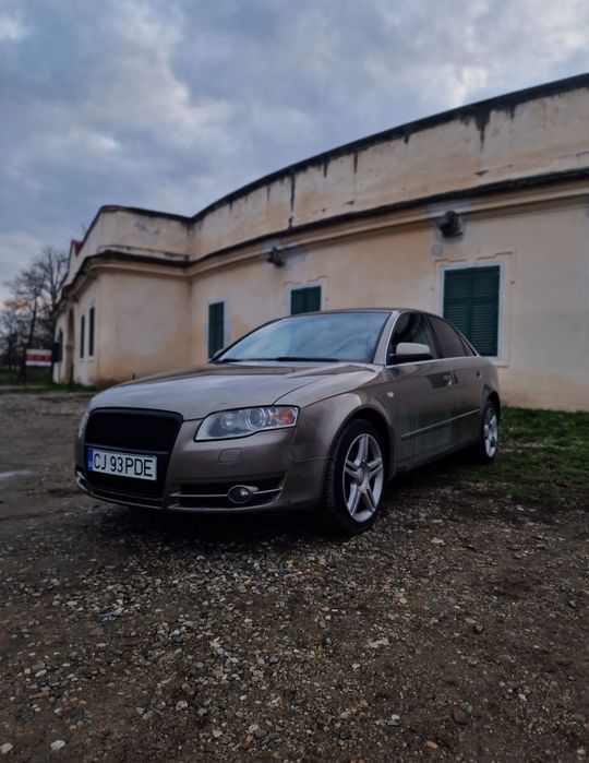 Vând mașină audi A4