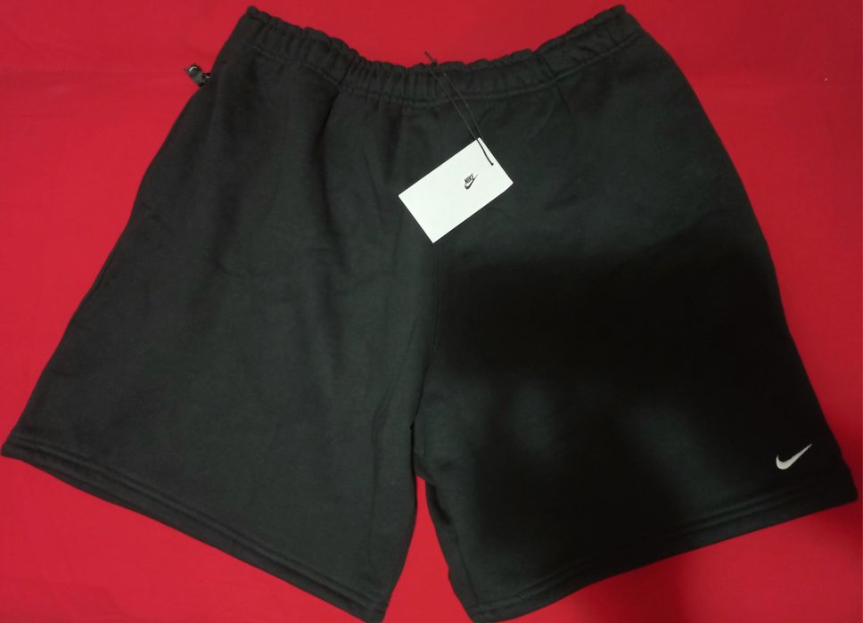 Pantaloni scurti Nike, marimea XL (unisex)
