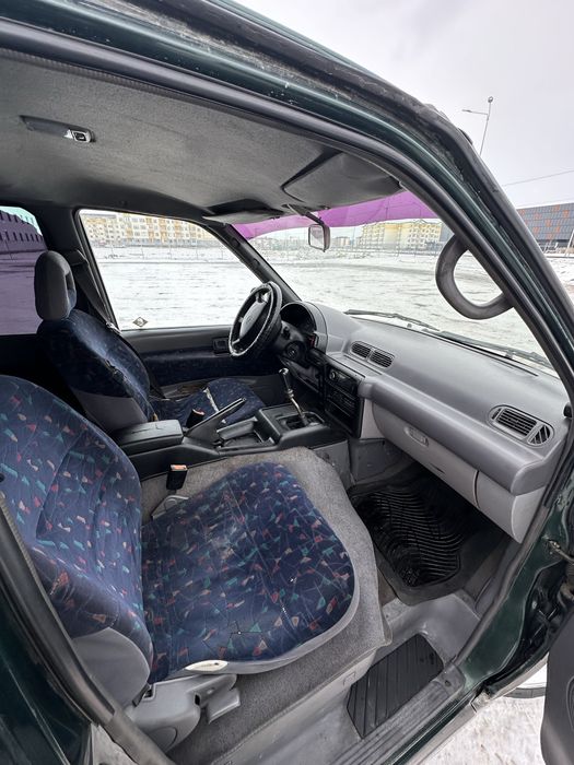 Продам Nissan Serenu