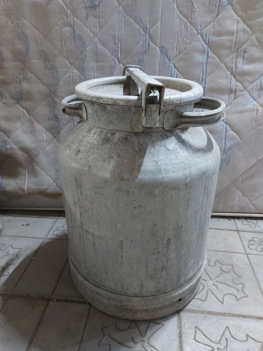 Продам алюминиевую флягу 40л