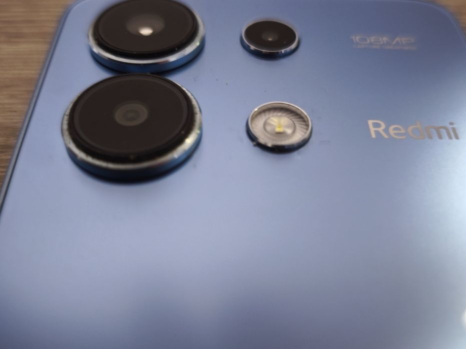 Продавам Redmi Note 13  - 8/256