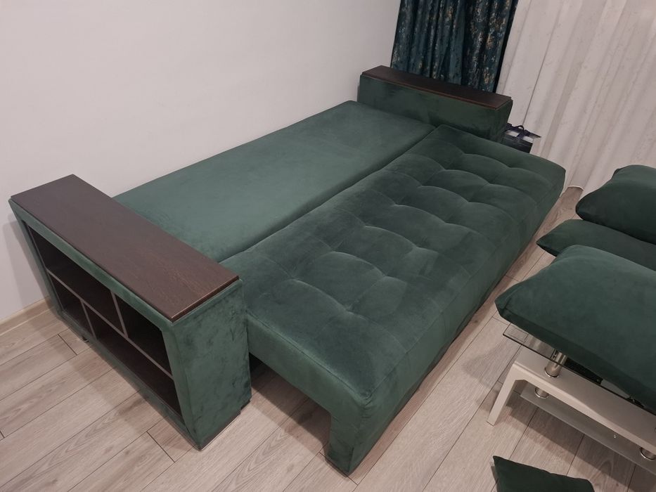 Canapea extensibila living 3 locuri catifea  verde ca noua