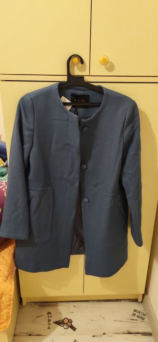 Дамско палто в синьо