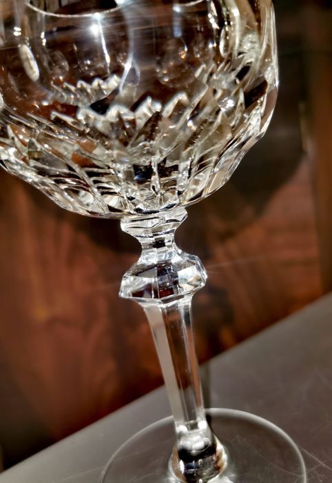 Кристални чаши супер луксозни за вино сервиз от 6 бр ръчно рязани