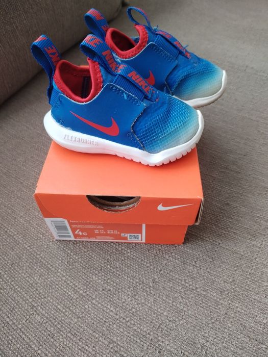 Бебешки маратонки NIKE 19.5