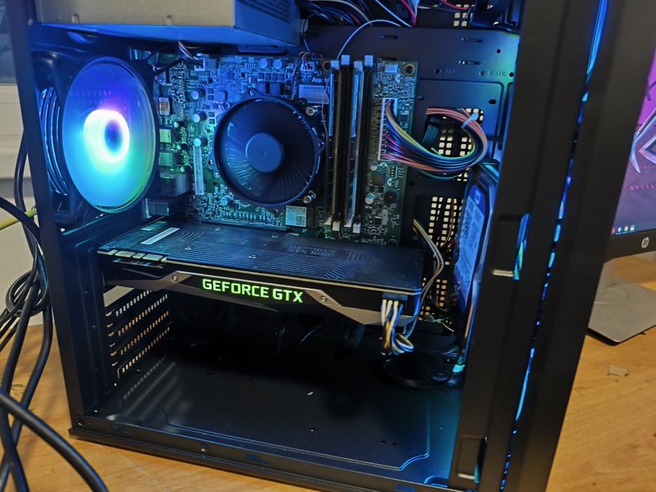 Unitate gaming Asus Rog i7 RTX 8Gb RAM 16Gb ssd 1 tera GTA CSGO