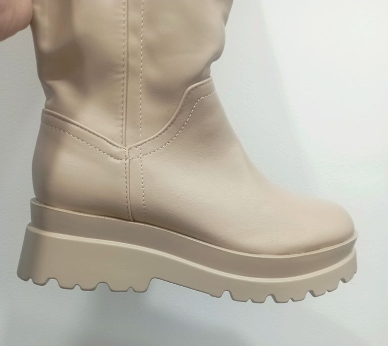 Cizme noi mărimea 37