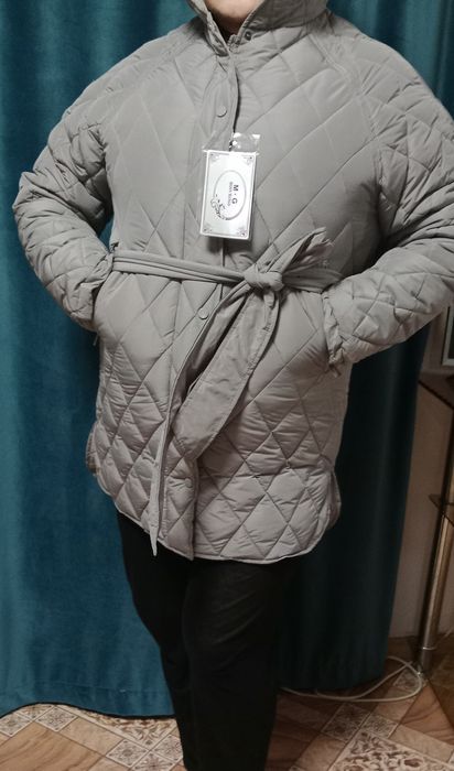 Продам зимние куртки