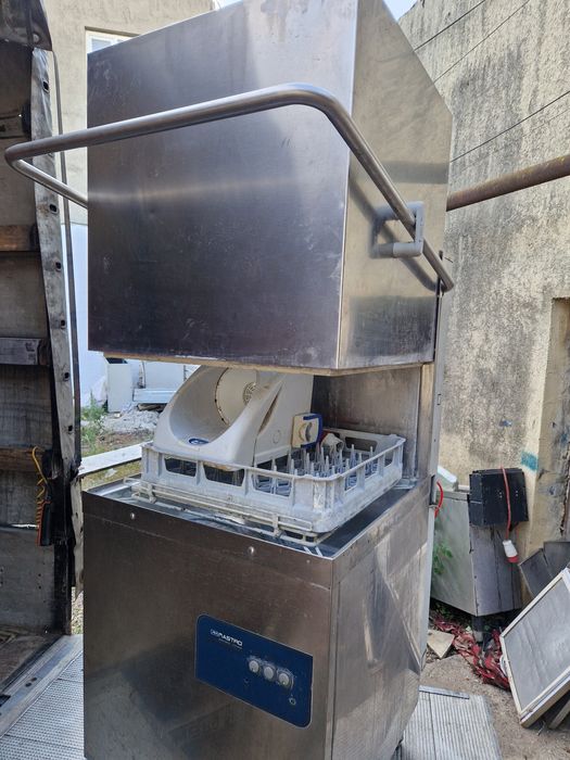 Mașina spălat vase cu sau fara capota, spalare rapida, de inox