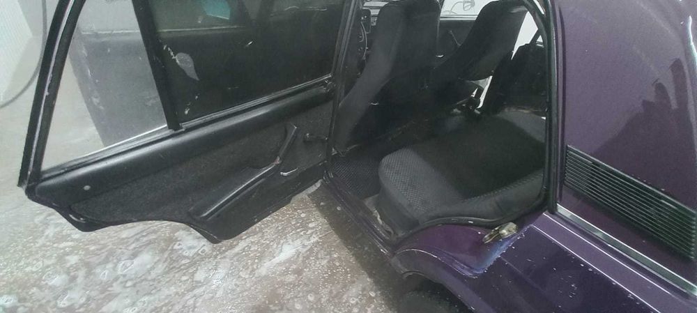 ВАЗ 2107 на активном ходу