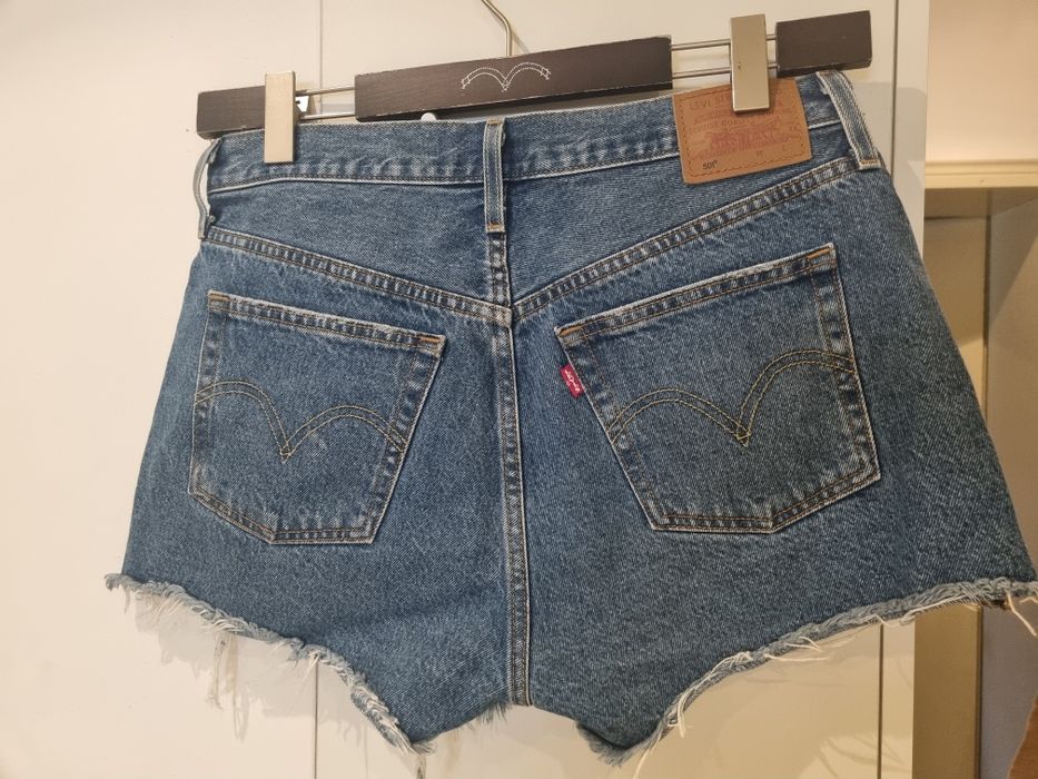 Къси дънкови панталони Levis