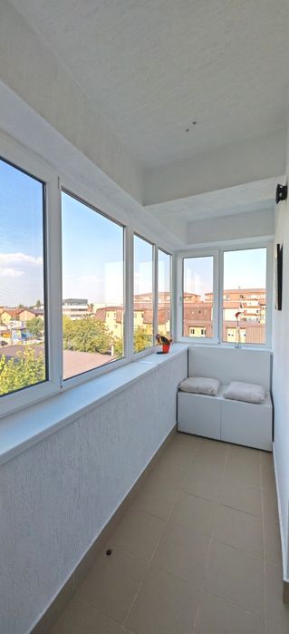 Te muti imediat! 3 camere, 2 bai, bucătărie închisă, Str Maica Tereza, direct proprietar