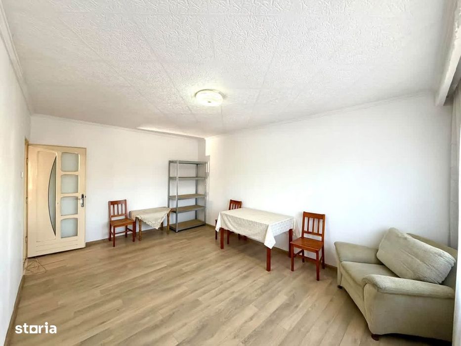 Apartament 3 camere , S= 70 mp , etaj 1 , Brădet