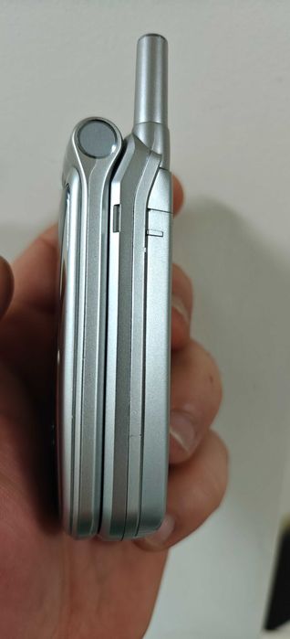 Telefon cu clapeta LG U8130 impecabil