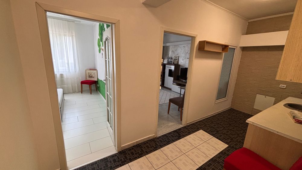 Se închiriază apartament 2 camere DECOMANDAT