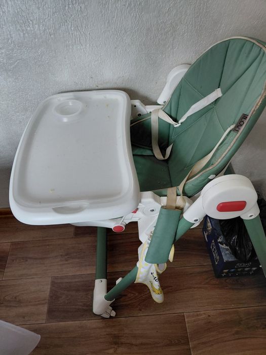 Детский стульчик.