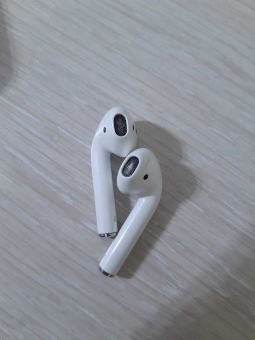 б/у наушники беспроводные