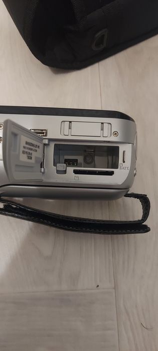 Видеокамера ручная