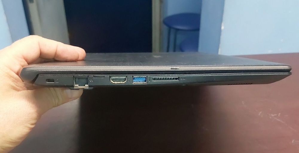 Acer A315-33-P4X3