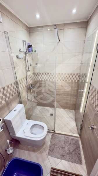 Продава се Тристаен апартамент в Бургас, Сарафово - 99 кв.м за 1990 €/кв.м - Снимка #2