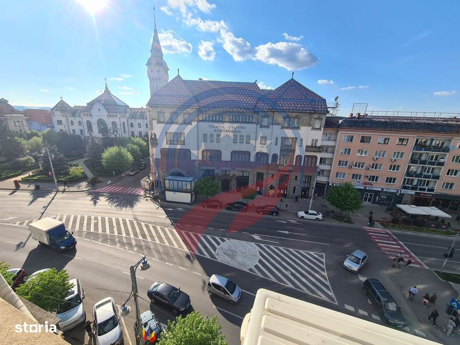 Apartament ultra central cu 2 camere decomandat complet utilat — fotografia 1