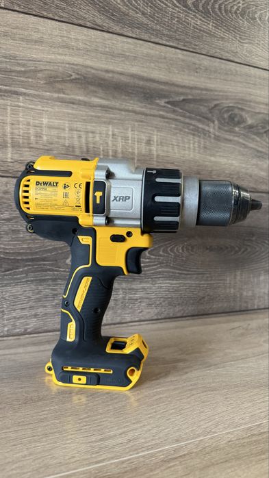 Продам: DeWalt  шуруповерт тушка DCD996P2