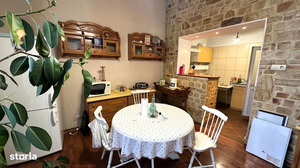 Apartament 95mp etaj 1 strada Tribunei