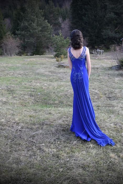 Бална рокля. В отлично състояние.