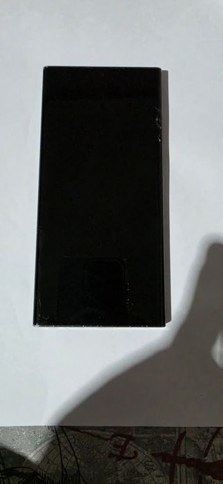 Продавам Samsung Galaxy S23 Ultra 512GB / 12GB RAM