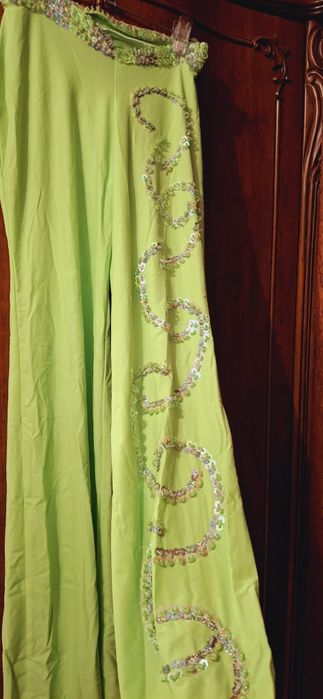 Костюм праздничный ручная вышивка