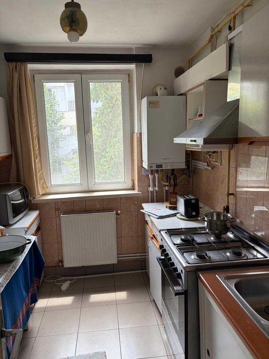 Vand apartament 2 camere - zona Catanga