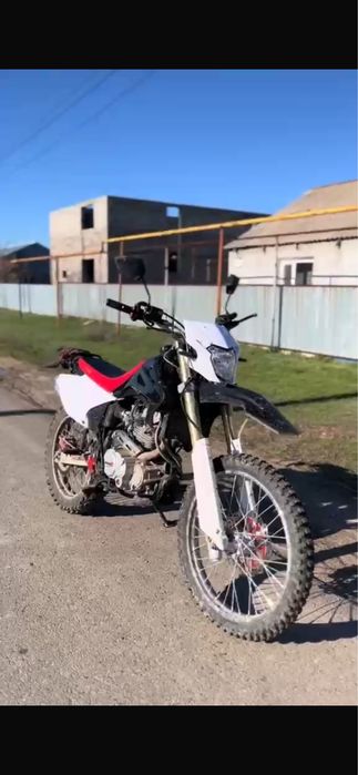 Продаетс мотоцикл эндуро 500 тыс есть торг