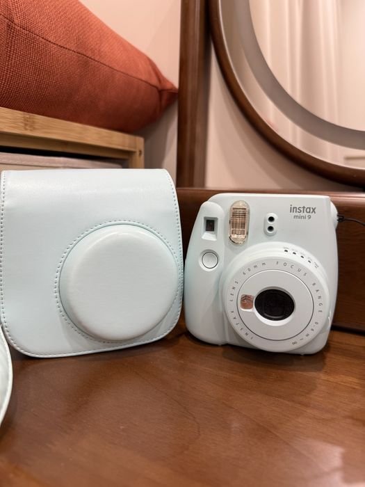 Fujifilm instax пленочный фотоаппарат