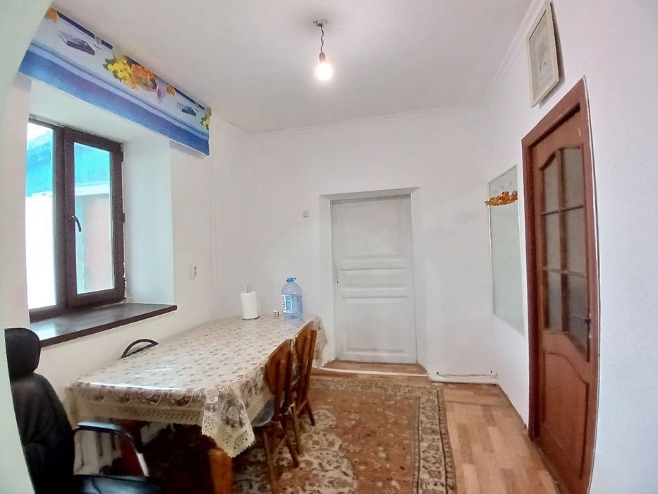 Продам дом с гаражом