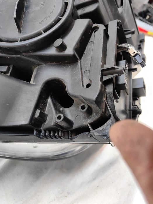 Оригинален фар Мерцедес Ц 204  Mercedes C 204 Bixenon