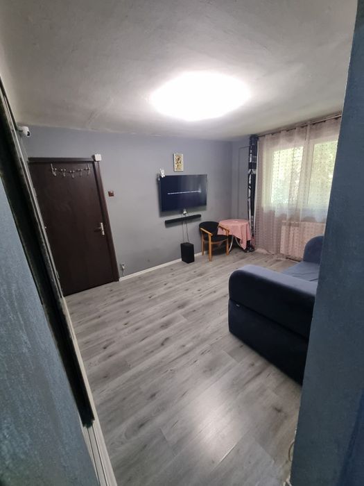 Vand apartament 2 camere