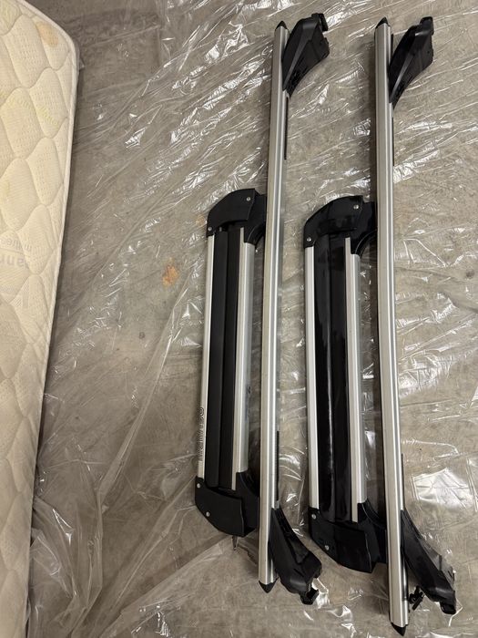 Комплект ски-багажник Menabo+напречни греди Green Valley