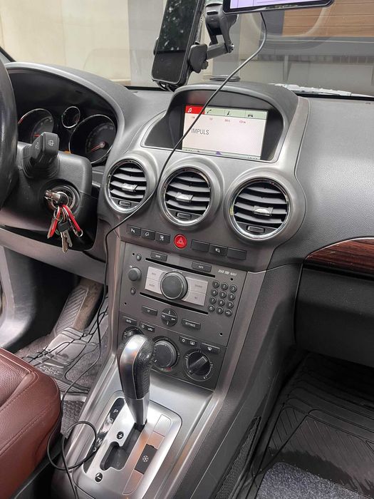 Vand Opel Antara Automată 4x4 2008 sau schimb cu Logan GPL minim 2019