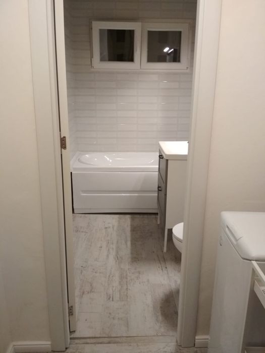 Proprietar inchiriez apartament 3 camere, Torontalului