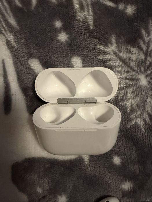 Casti Appel AirPods 4 (2024)