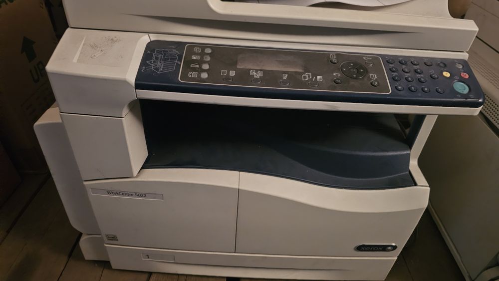 Продам Xerox 5022
