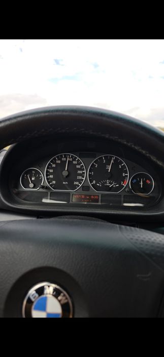 Vând sau schimb  bmw e46 318i