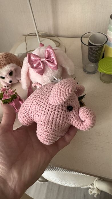 Продам картину, ночник, игрушки и прочее