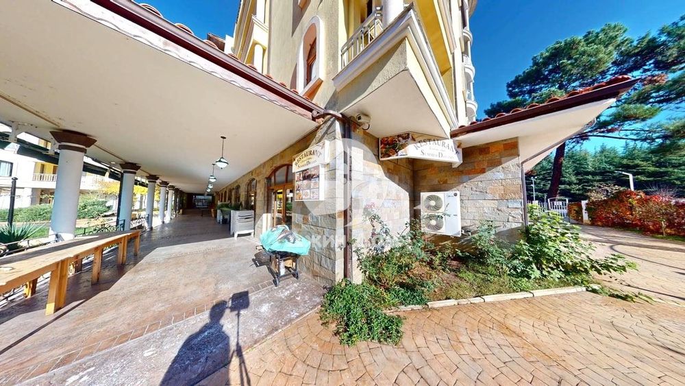 Оборудван ресторант в к-с „Съмър Дриймс“, Сл. бряг