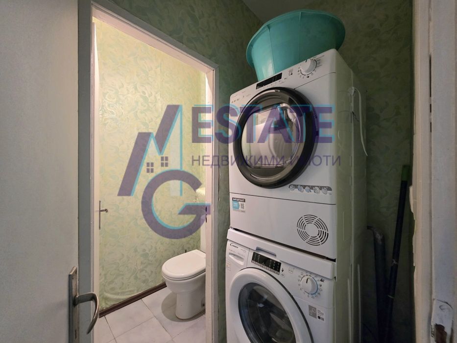 Тристаен апартамент в гр. София, жк. Връбница 2