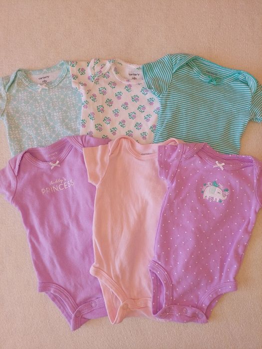 Сет бебешки бодита за новородено Carter's, роклички и комплект с клин